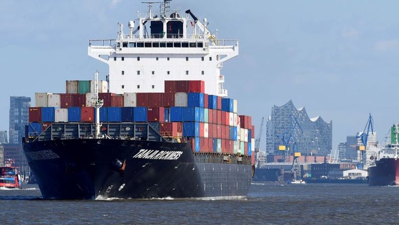 Exportações alemãs sobem para nível recorde em junho, mas perspectiva ainda é sombria