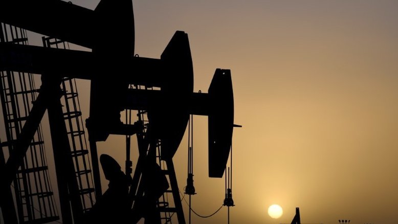 Preços do petróleo caem 1,5% na semana em meio a temores com recessão global
