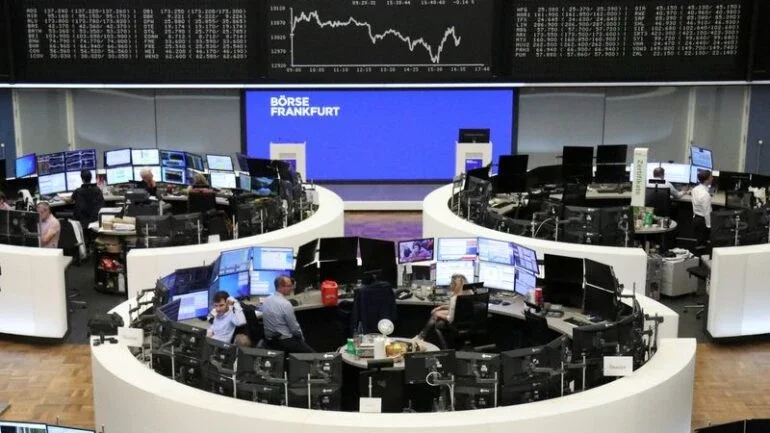Bolsas europeias caem à medida que temores de recessão dominam mercados globais