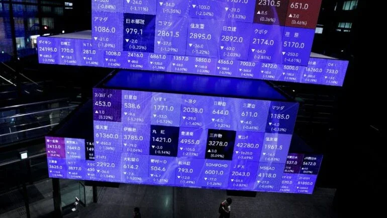 Bolsas da China e Hong Kong têm nova queda antes de reunião do Fed