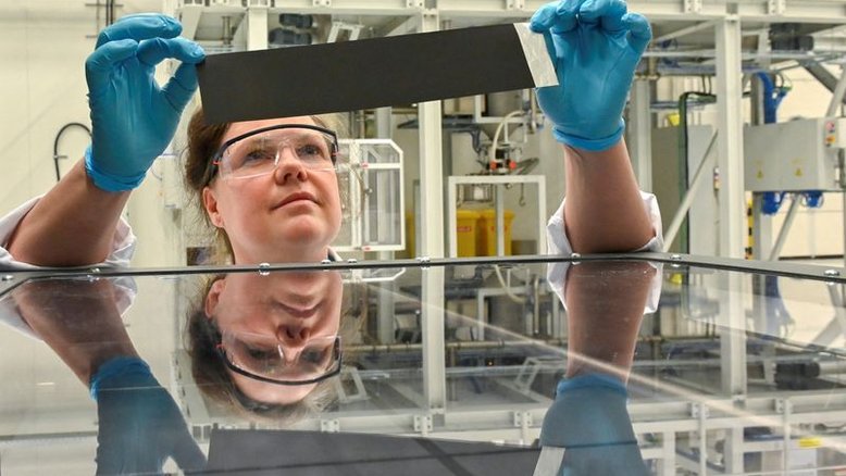 PMI aponta provável recessão na zona do euro com aumento de preços atingindo a demanda