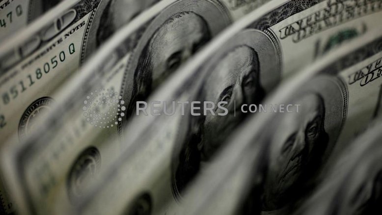 BC injeta US$2 bi no mercado de câmbio em dia de forte alta do dólar