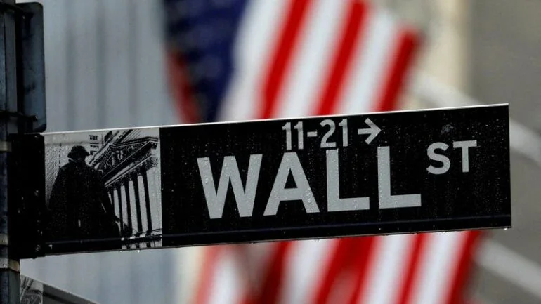 Nasdaq salta 3% com impulso de ações de crescimento e queda nos rendimentos dos títulos