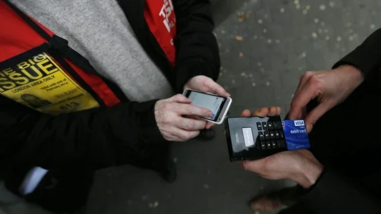 Rico, da XP, lança conta digital e cartões de débito e crédito