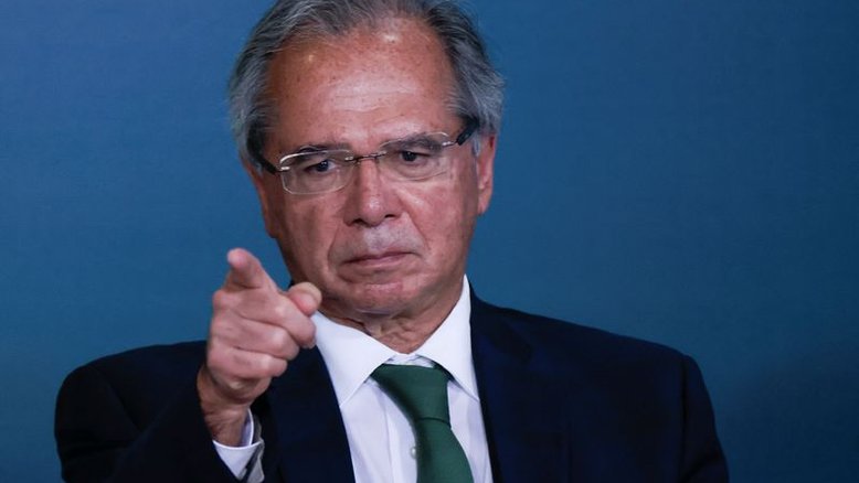 Prioridade absoluta é pagar auxílio de R$600 em 2023, diz Guedes ao defender taxação de dividendos