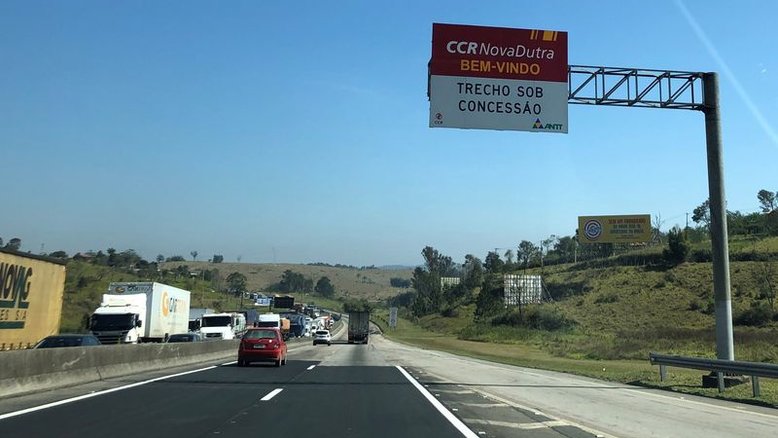 CCR mais que triplica lucro no 3º tri, com aumento do tráfego e venda da TAS