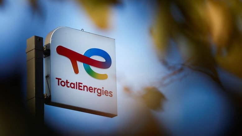 Prumo e TotalEnergies firmam acordo para energia eólica offshore no Porto do Açu