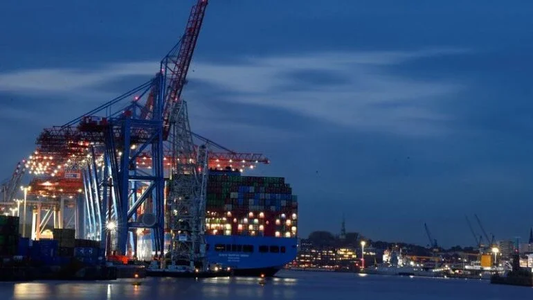 Confiança dos exportadores alemães melhora em novembro, diz Ifo