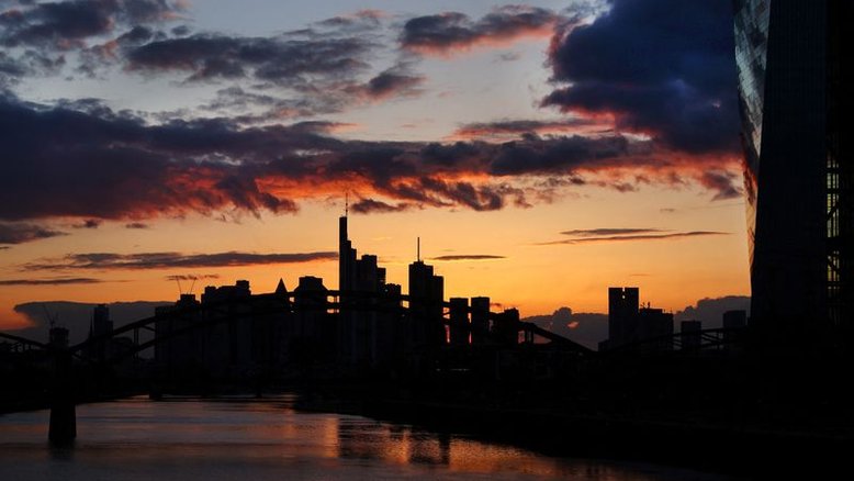 Sentimento econômico da zona do euro se recupera em novembro mais do que o esperado