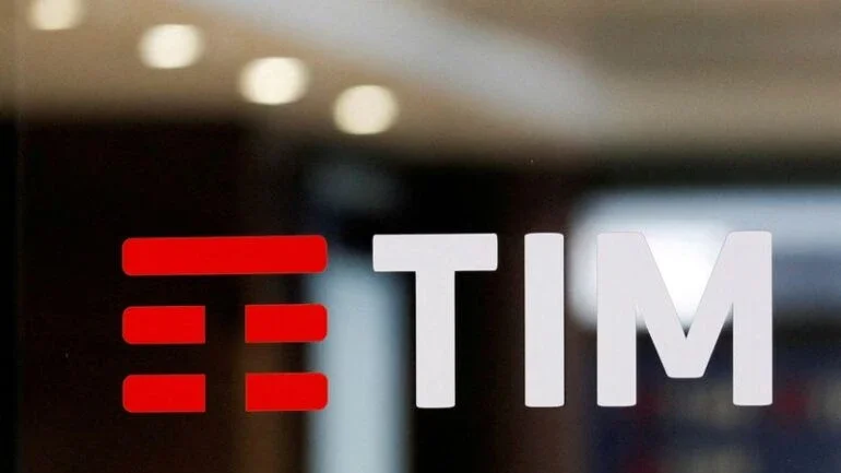 Banco italiano CDP e parceiros suspendem plano de oferta de rede da Telecom Italia