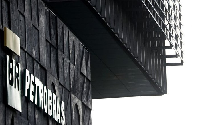 Petrobras eleva investimentos para perto de US$80 bi entre 2023-2027, dizem fontes