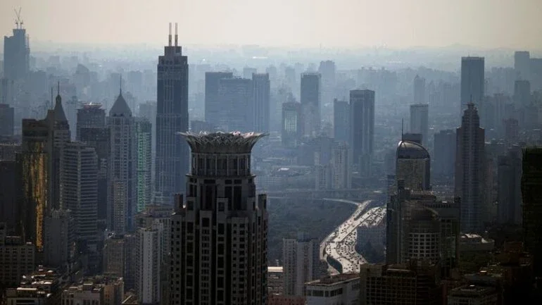 Confiança empresarial na China cai a menor nível em quase uma década por Covid