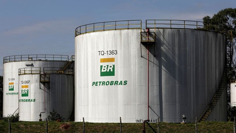 Petrobras assina com CNOOC para escoar gás natural do pré-sal