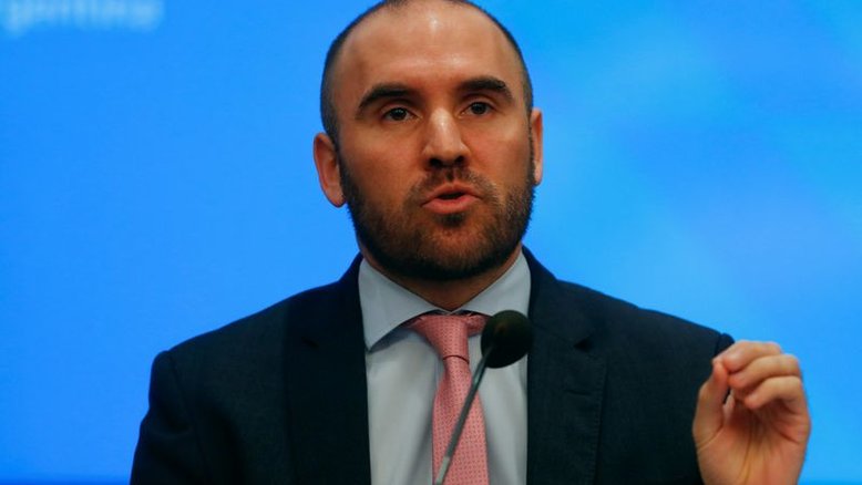 Ministro da Economia argentino viajará à França para tratar de dívida de US$2 bi com Clube de Paris
