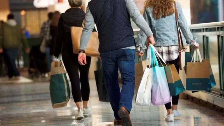 Black Friday: Centauro tem descontos de até 80% em artigos esportivos