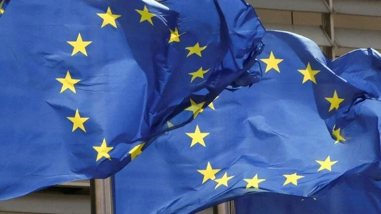 Embargo a petróleo russo pode fazer parte das próximas sanções da UE, dizem ministros