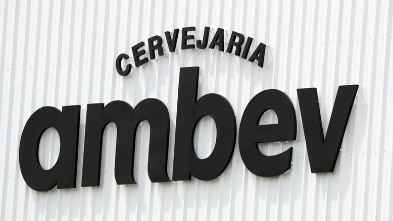 Ambev aposta em "bom ano" para indústria de cerveja no Brasil em 2022 apesar de crise
