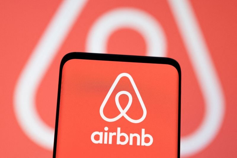 Airbnb aposta em viagens no meio do ano para impulsionar crescimento de receita