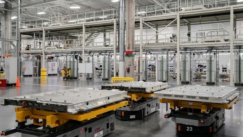 Produção manufatureira dos EUA sobe mais do que o esperado em abril