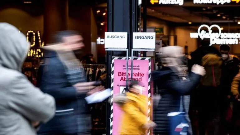 Inflação da zona do euro em abril é revisada para 7,4%, ainda recorde