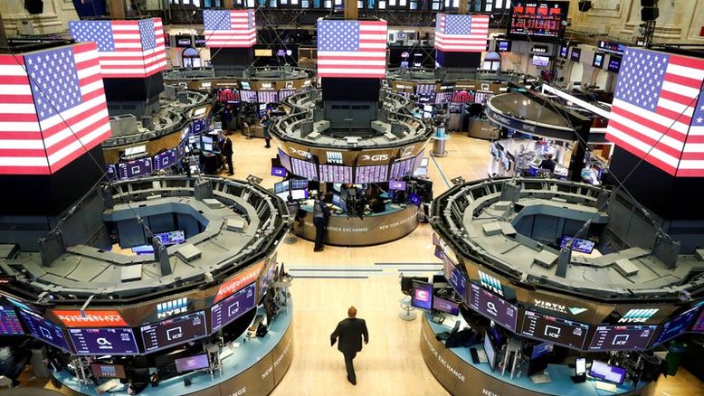 Wall Street recua com interrupção em rali de ações de crescimento; Target despenca