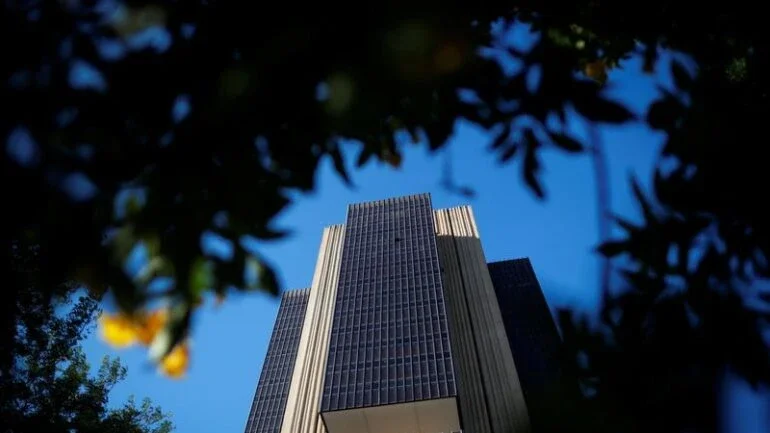 BC espera estar perto de fim de ciclo de aperto monetário, mas depende de dados, diz diretor