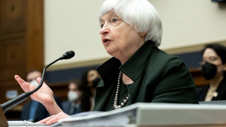 Yellen diz que G7 dará à Ucrânia os recursos que precisa "para atravessar isso"