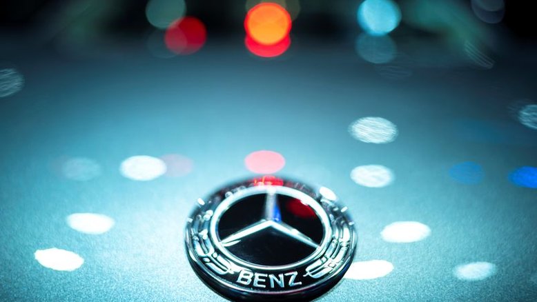 Mercedes pretende embutir desejo no consumidor por carro elétrico de luxo
