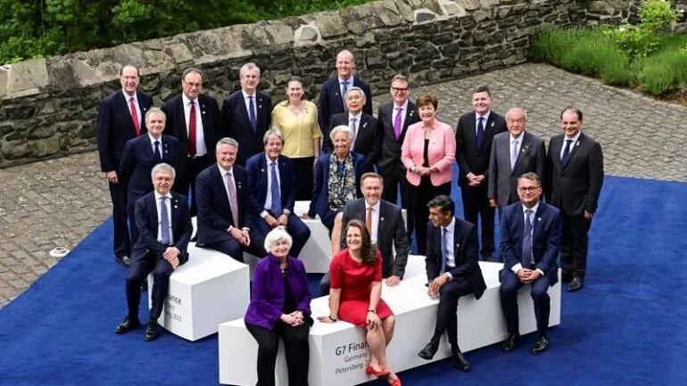 Líderes financeiros do G7 reafirmam compromisso cambial em comunicado
