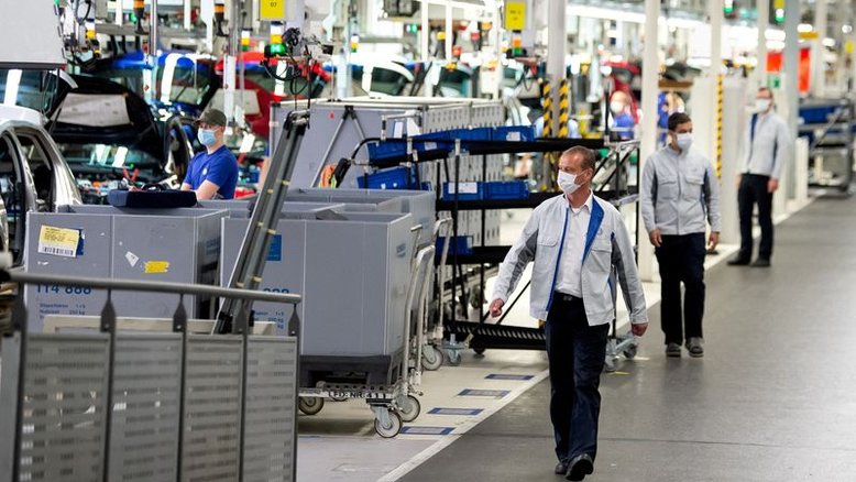 Confiança empresarial alemã sobe em maio com setor de serviços