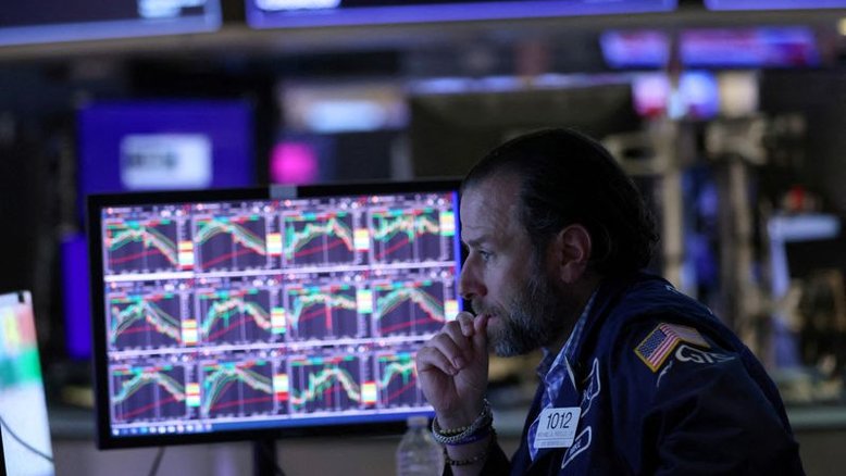 Wall St oscila após divulgação de ata do Fed