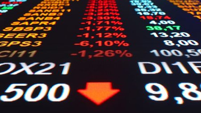 Ibovespa recua com efeito Americanas e expectativa por anúncio econômico de Haddad