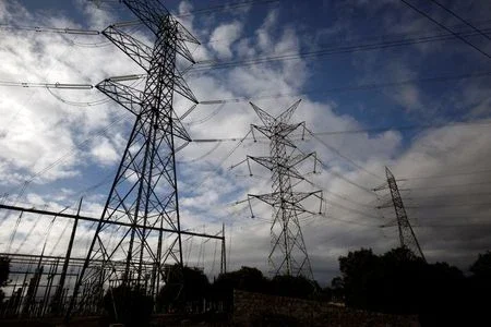 Apagões e instabilidade evidenciam fragilidade do sistema elétrico brasileiro
