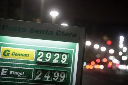 Gasolina, diesel e etanol caem nos postos pela 2ª semana consecutiva, mostra ANP
