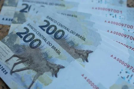 Tesouro espera que dívida pública federal atinja até R$ 6,8 trilhões em 2023