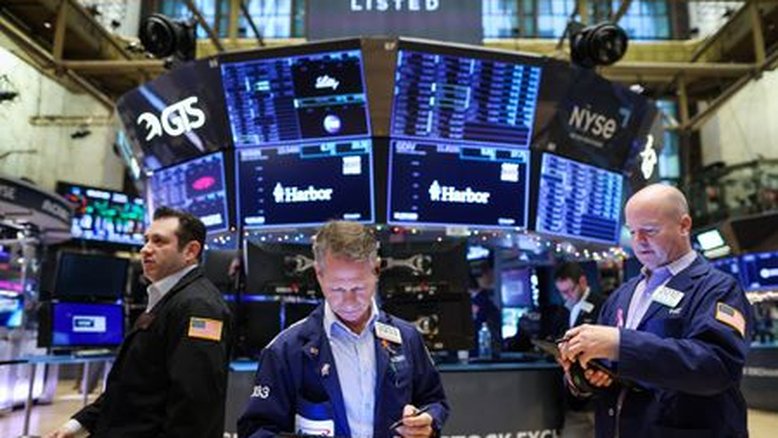 Wall Street abre em baixa antes da decisão do Fed