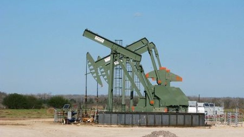 Produção de petróleo da Opep cai com dificuldade de recuperação nigeriana, diz pesquisa