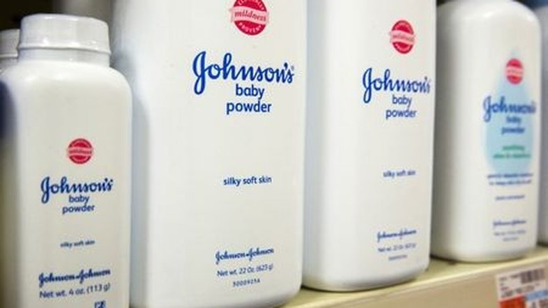 Talcos para bebês da Johnson & Johnson (Crédito: reprodução/Reuters)