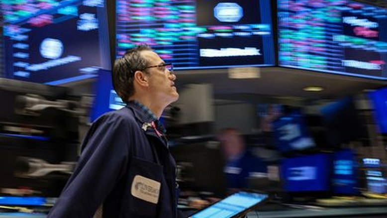 S&P e Nasdaq estendem sequência de perdas, enquanto Wall St se preocupa com taxas
