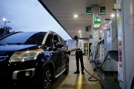 Petrobras reduz gasolina em 3,9% antes de reoneração; diesel terá queda de 1,95%