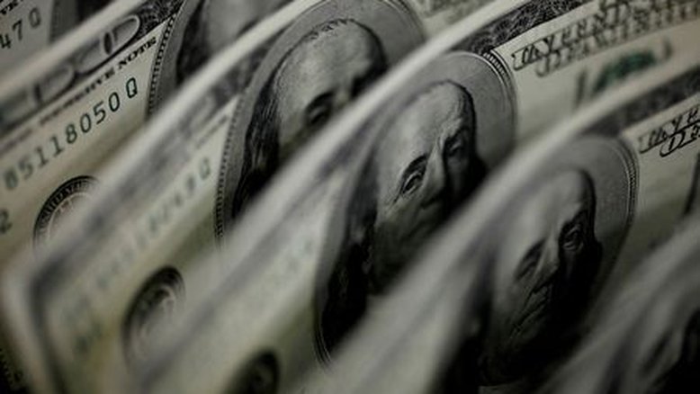 Superávit comercial do Brasil recua 35% em fevereiro com queda em embarques de petróleo