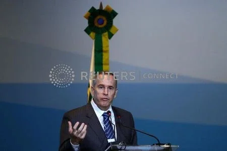 Taxa na exportação de petróleo rompe tradição do Brasil de respeitar contratos, diz Oddone