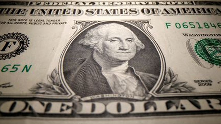 Dólar acelera alta ante o real após Powell sinalizar mais juros