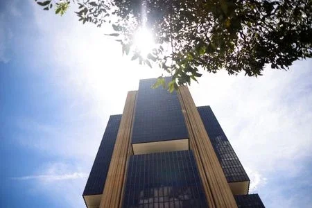 Mercado vê manutenção da Selic esta semana e faz pequenos ajustes em projeções