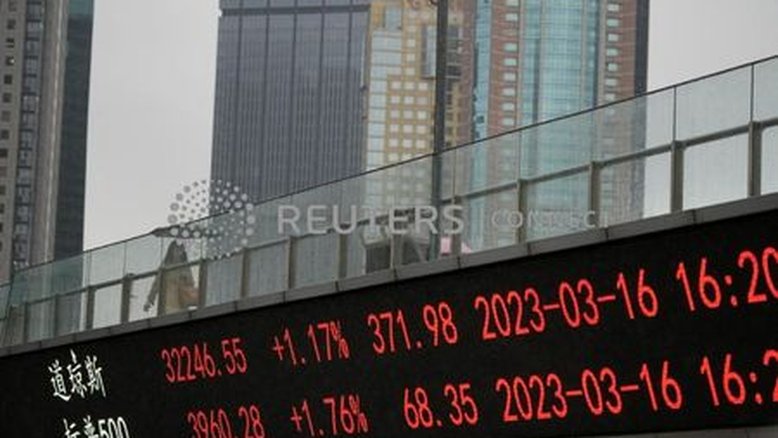 As ações de Hong Kong caem sob peso de tensões sino-americanas; China sobe