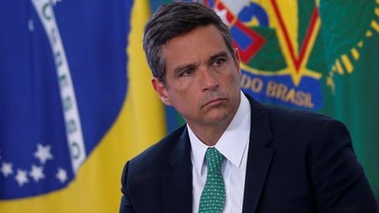 Tentativa de politizar processo do Copom preocupa diretores do BC, diz Campos Neto