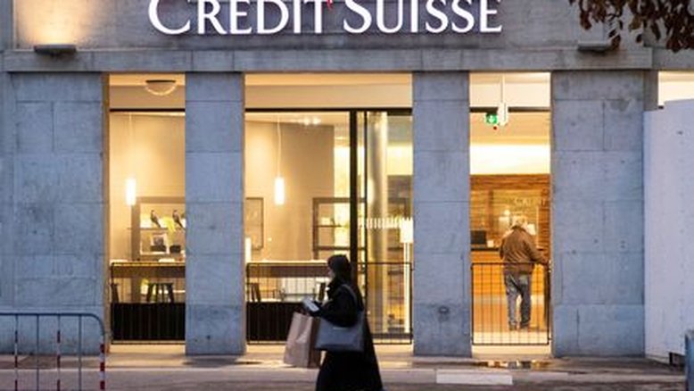 Cortes de empregos no Credit Suisse devem ser congelados, diz líder sindical
