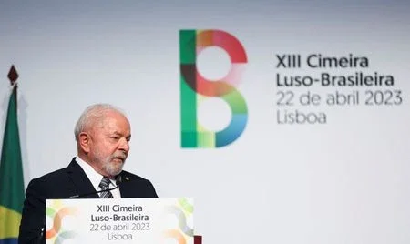 Em viagem a Portugal, Lula tenta atrair investidores estrangeiros ao Brasil