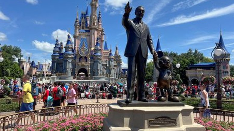 Disney corta preços de ingressos infantis em parques para aumentar a visitação