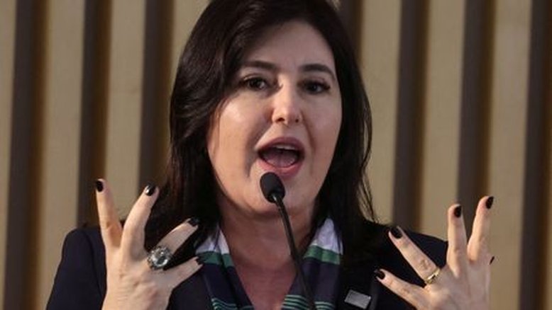 Tebet diz que revisão de gastos se estenderá até 2026; PEC estará no Congresso na terça